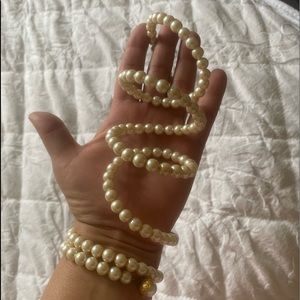 Lustrous pearl wrap bracelet
